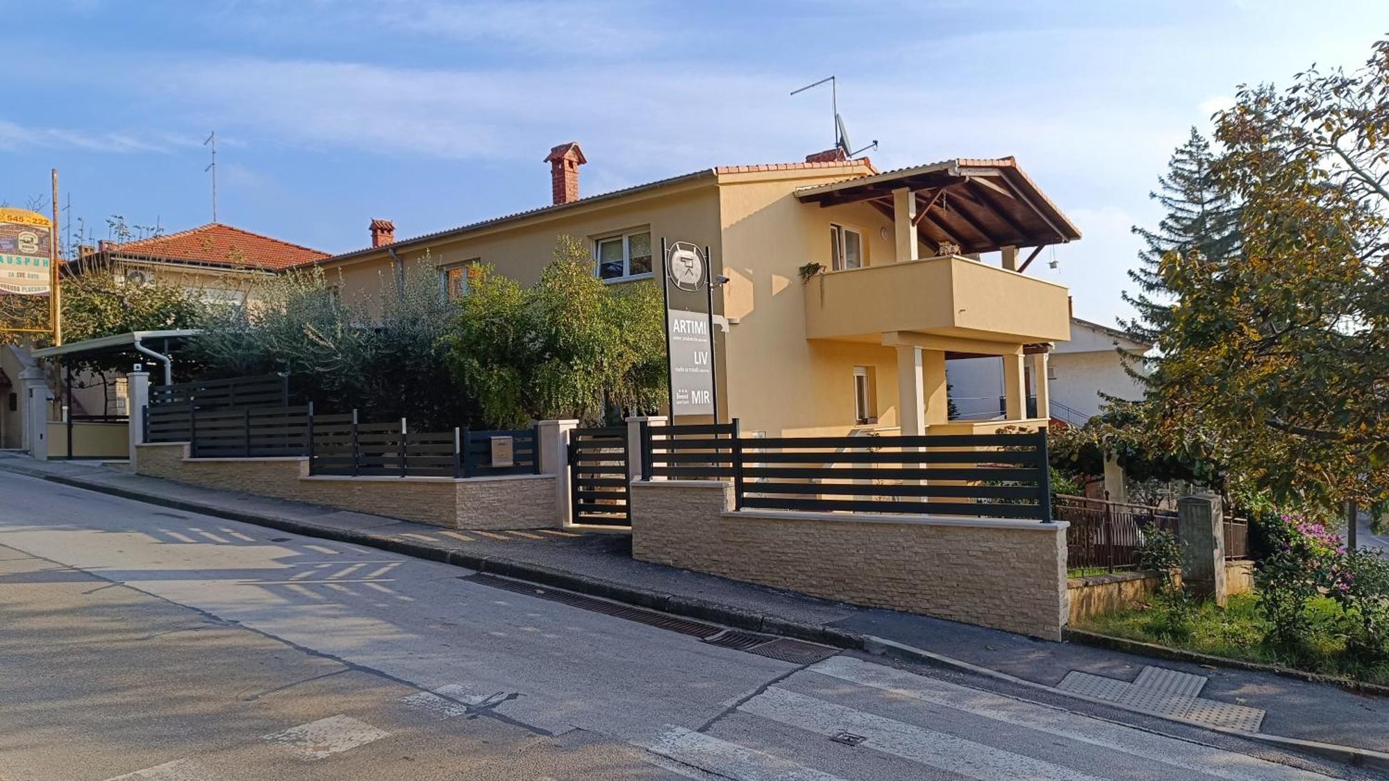 Apartment Mir Pula Exterior foto